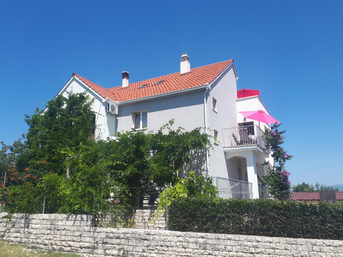 Apartmani Scripea Škrip 外观 照片